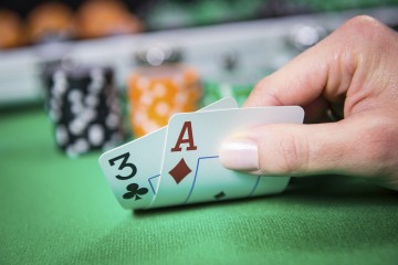 Poker Know-how: Texas Hold’em und Five Card Draw – die Unterschiede