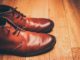 Ohne Glanz geht nichts: Wie Sie Schuhe zum Strahlen bringen